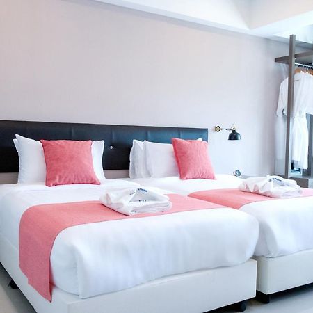 เซ็นเตอร์พาร์ค บาย แพ็กซ์ตัน เชียงใหม่ Hotel ภายนอก รูปภาพ