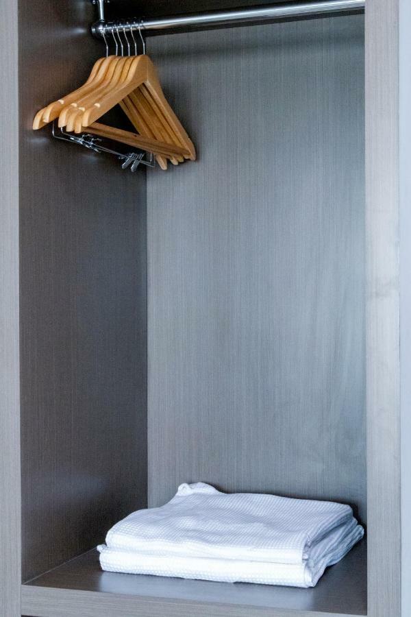 เซ็นเตอร์พาร์ค บาย แพ็กซ์ตัน เชียงใหม่ Hotel ภายนอก รูปภาพ