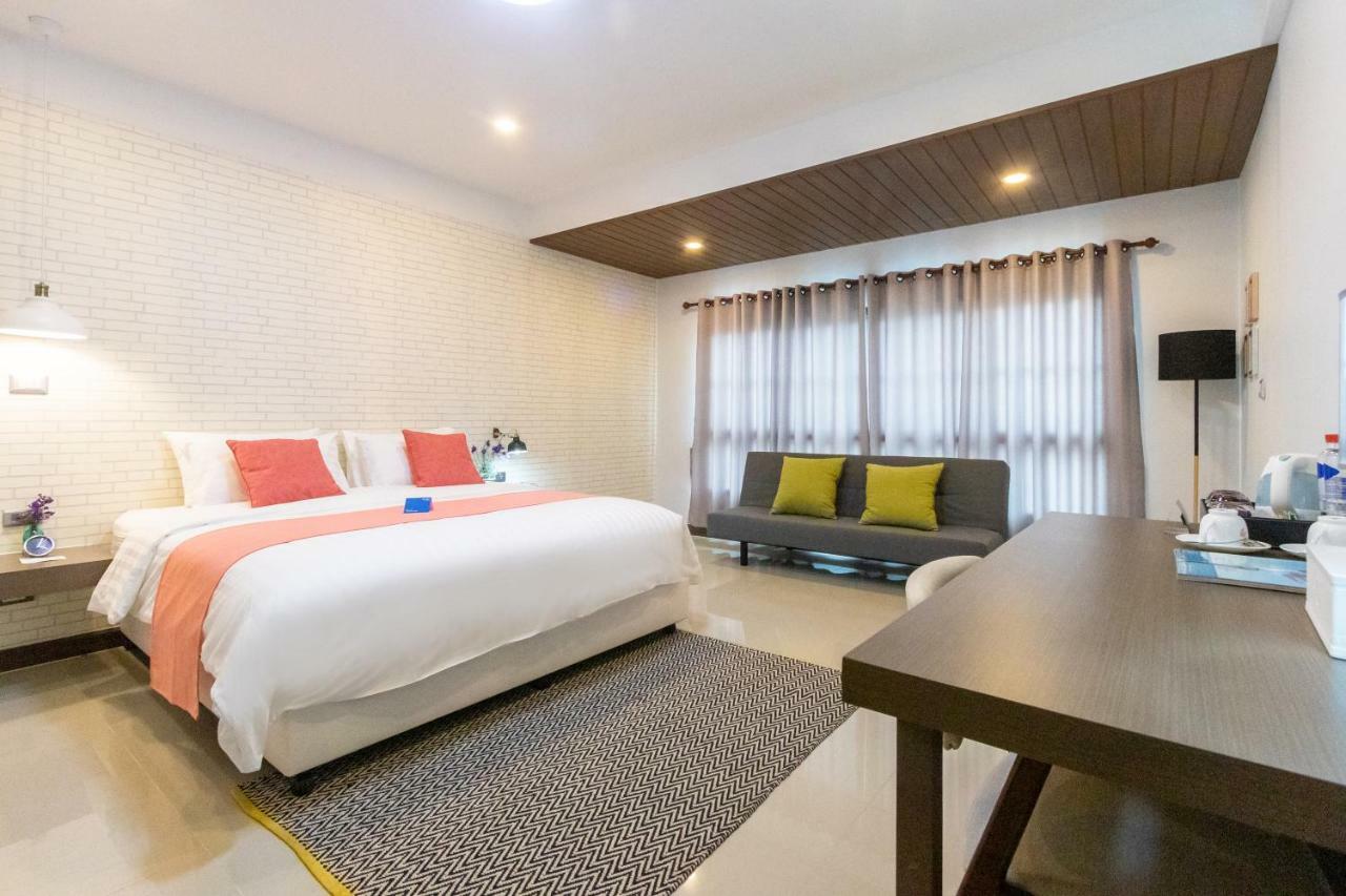 เซ็นเตอร์พาร์ค บาย แพ็กซ์ตัน เชียงใหม่ Hotel ภายนอก รูปภาพ