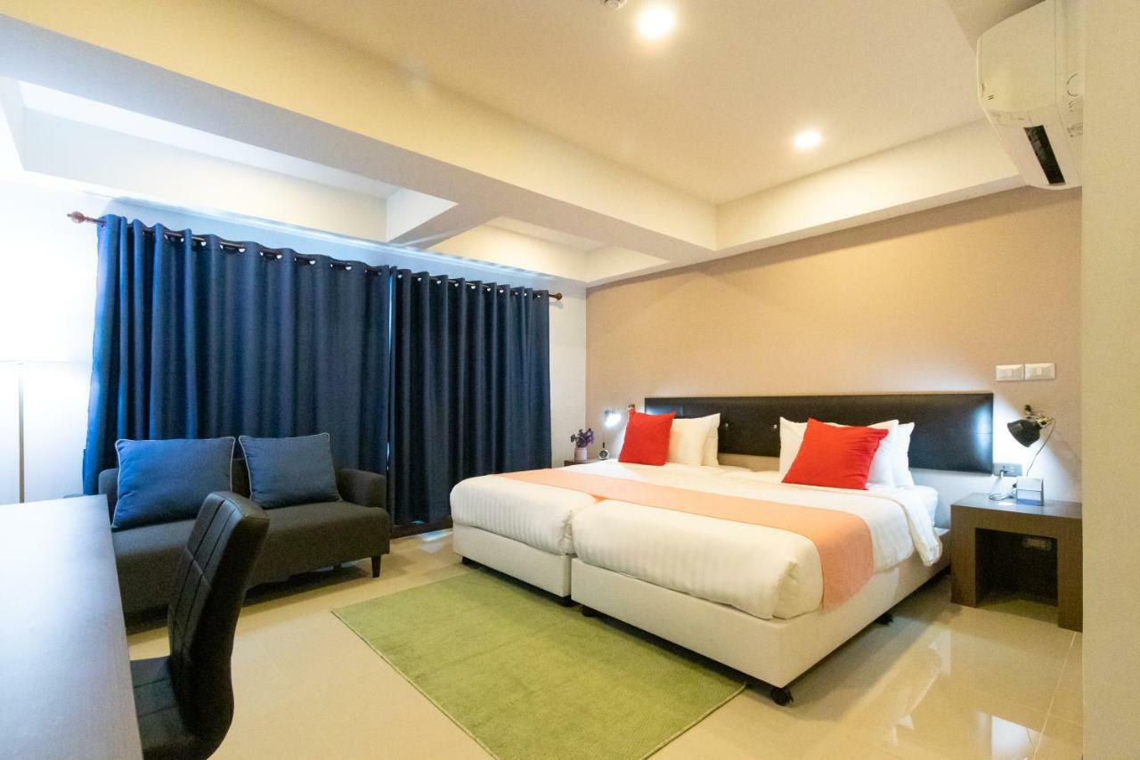 เซ็นเตอร์พาร์ค บาย แพ็กซ์ตัน เชียงใหม่ Hotel ภายนอก รูปภาพ