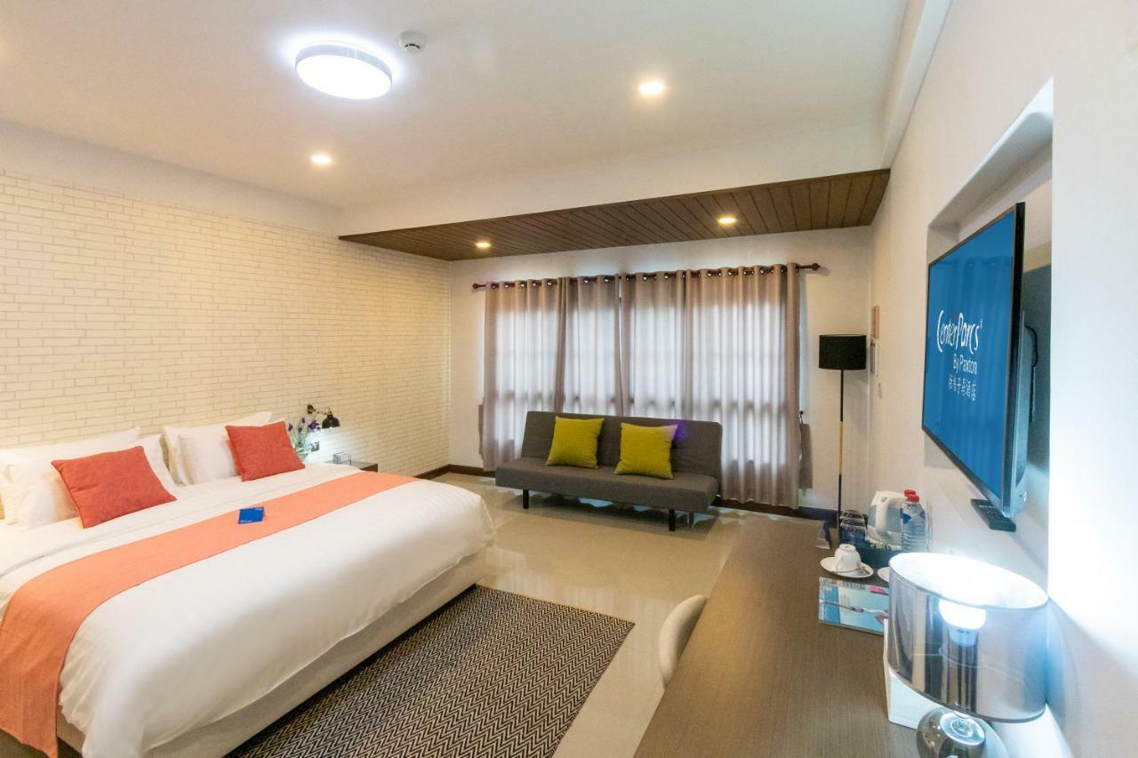 เซ็นเตอร์พาร์ค บาย แพ็กซ์ตัน เชียงใหม่ Hotel ภายนอก รูปภาพ